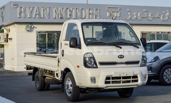 Buy Import Kia Carens White Car in Import - Dubai in Belait Buy Import Kia Carens White Car in Import - Dubai in Belait