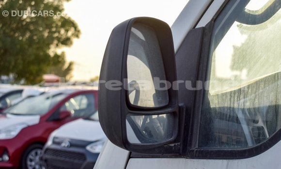 Buy Import Kia Carens White Car in Import - Dubai in Belait Buy Import Kia Carens White Car in Import - Dubai in Belait