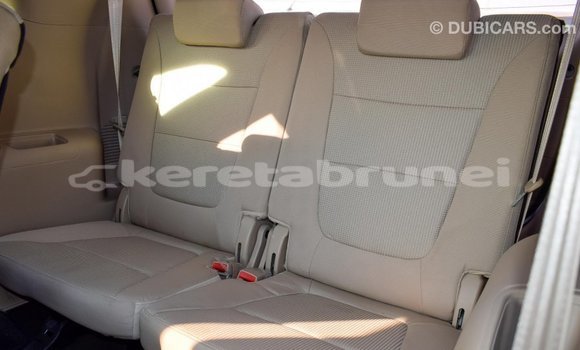 Buy Import Kia Sorento White Car in Import - Dubai in Belait Buy Import Kia Sorento White Car in Import - Dubai in Belait