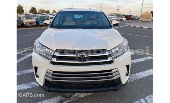 Buy Import Toyota Highlander White Car in Import - Dubai in Belait Buy Import Toyota Highlander White Car in Import - Dubai in Belait