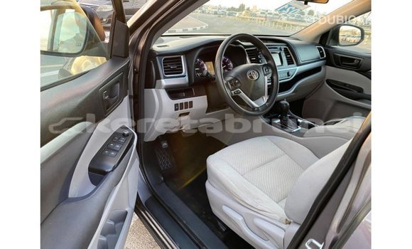 Buy Import Toyota Highlander Other Car in Import - Dubai in Belait Buy Import Toyota Highlander Other Car in Import - Dubai in Belait