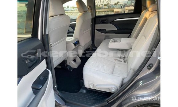 Buy Import Toyota Highlander Other Car in Import - Dubai in Belait Buy Import Toyota Highlander Other Car in Import - Dubai in Belait