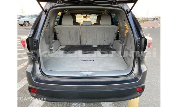 Buy Import Toyota Highlander Other Car in Import - Dubai in Belait Buy Import Toyota Highlander Other Car in Import - Dubai in Belait