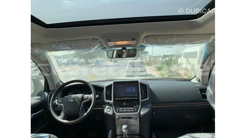 Big with watermark toyota land cruiser belait import dubai 3326