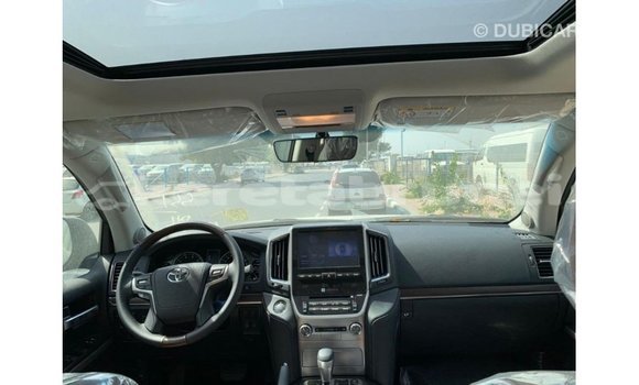 Buy Import Toyota Land Cruiser Black Car in Import - Dubai in Belait Buy Import Toyota Land Cruiser Black Car in Import - Dubai in Belait