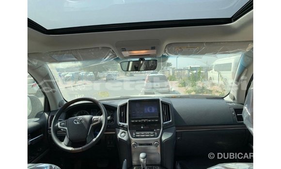 Buy Import Toyota Land Cruiser Black Car in Import - Dubai in Belait Buy Import Toyota Land Cruiser Black Car in Import - Dubai in Belait