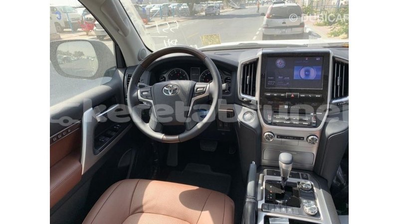 Big with watermark toyota land cruiser belait import dubai 3326