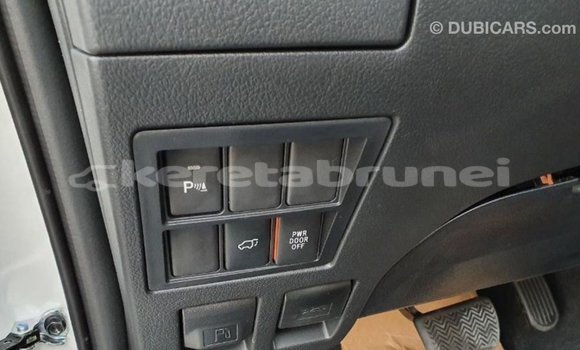 Buy Import Toyota Fortuner White Car in Import - Dubai in Belait Buy Import Toyota Fortuner White Car in Import - Dubai in Belait