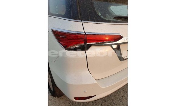 Buy Import Toyota Fortuner White Car in Import - Dubai in Belait Buy Import Toyota Fortuner White Car in Import - Dubai in Belait