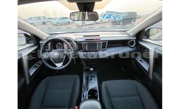 Buy Import Toyota HiAce Other Truck in Import - Dubai in Belait Buy Import Toyota HiAce Other Truck in Import - Dubai in Belait