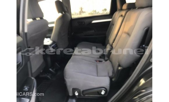 Buy Import Toyota Highlander Black Car in Import - Dubai in Belait Buy Import Toyota Highlander Black Car in Import - Dubai in Belait