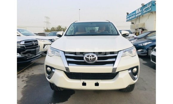 Buy Import Toyota Fortuner White Car in Import - Dubai in Belait Buy Import Toyota Fortuner White Car in Import - Dubai in Belait