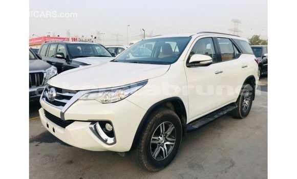 Buy Import Toyota Fortuner White Car in Import - Dubai in Belait Buy Import Toyota Fortuner White Car in Import - Dubai in Belait