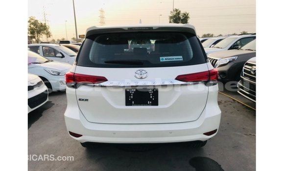 Buy Import Toyota Fortuner White Car in Import - Dubai in Belait Buy Import Toyota Fortuner White Car in Import - Dubai in Belait