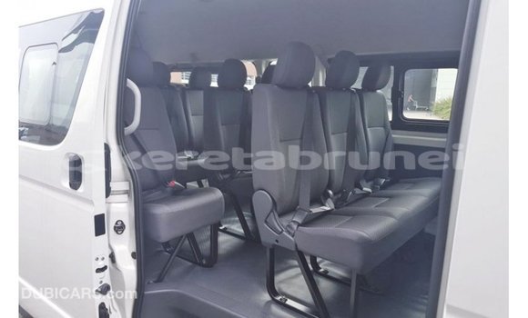 Buy Import Toyota Hiace White Car in Import - Dubai in Belait Buy Import Toyota Hiace White Car in Import - Dubai in Belait
