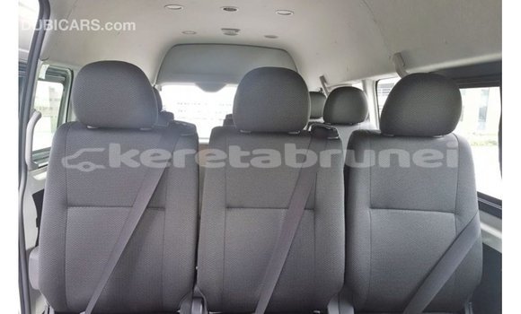 Buy Import Toyota Hiace White Car in Import - Dubai in Belait Buy Import Toyota Hiace White Car in Import - Dubai in Belait