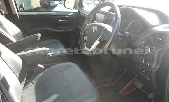 Buy Used Toyota Voxy Black Car in Bandar Seri Begawan in Brunei-Muara Buy Used Toyota Voxy Black Car in Bandar Seri Begawan in Brunei-Muara