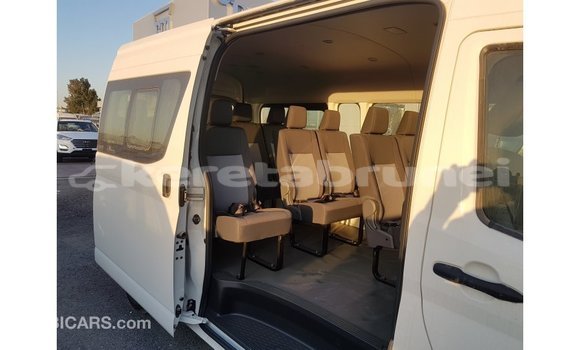 Buy Import Toyota Hiace White Car in Import - Dubai in Belait Buy Import Toyota Hiace White Car in Import - Dubai in Belait