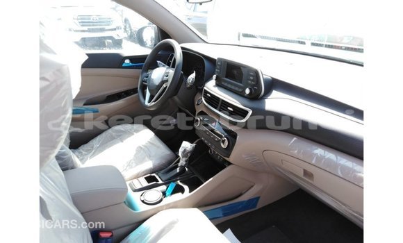 Buy Import Hyundai Tucson Red Car in Import - Dubai in Belait Buy Import Hyundai Tucson Red Car in Import - Dubai in Belait