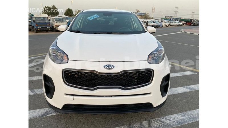 Big with watermark kia sportage belait import dubai 3362