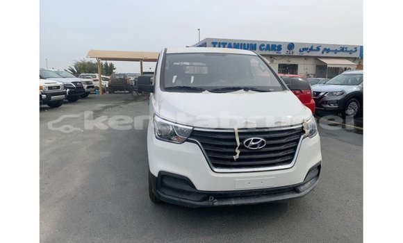 Buy Import Hyundai Cargo White Car in Import - Dubai in Belait Buy Import Hyundai Cargo White Car in Import - Dubai in Belait
