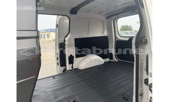 Buy Import Hyundai Cargo White Car in Import - Dubai in Belait Buy Import Hyundai Cargo White Car in Import - Dubai in Belait