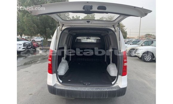 Buy Import Hyundai Cargo White Car in Import - Dubai in Belait Buy Import Hyundai Cargo White Car in Import - Dubai in Belait