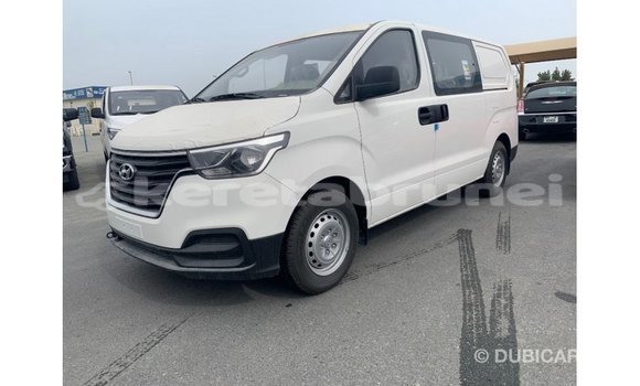 Buy Import Hyundai Cargo White Car in Import - Dubai in Belait Buy Import Hyundai Cargo White Car in Import - Dubai in Belait