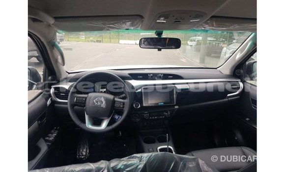 Buy Import Toyota Hilux Other Car in Import - Dubai in Belait Buy Import Toyota Hilux Other Car in Import - Dubai in Belait