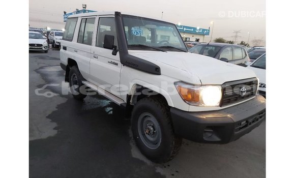 Buy Import Toyota Land Cruiser White Car in Import - Dubai in Belait Buy Import Toyota Land Cruiser White Car in Import - Dubai in Belait