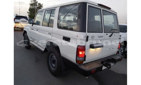 Buy Import Toyota Land Cruiser White Car in Import - Dubai in Belait Buy Import Toyota Land Cruiser White Car in Import - Dubai in Belait