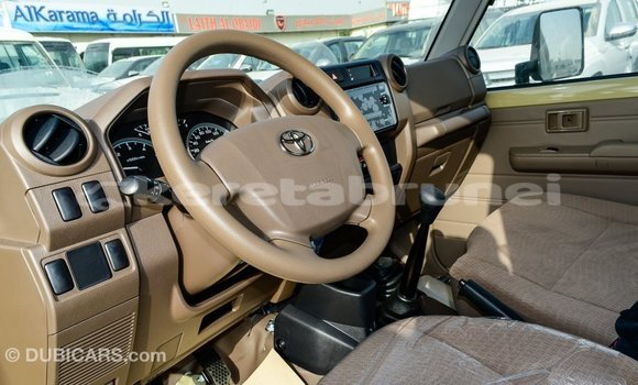 Buy Import Toyota Land Cruiser Beige Car in Import - Dubai in Belait Buy Import Toyota Land Cruiser Beige Car in Import - Dubai in Belait