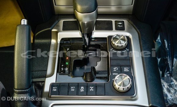 Buy Import Toyota Land Cruiser White Car in Import - Dubai in Belait Buy Import Toyota Land Cruiser White Car in Import - Dubai in Belait