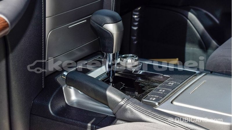 Big with watermark toyota land cruiser belait import dubai 3392