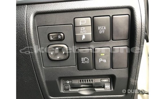 Buy Import Toyota Land Cruiser White Car in Import - Dubai in Belait Buy Import Toyota Land Cruiser White Car in Import - Dubai in Belait