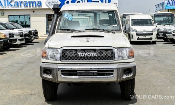 Buy Import Toyota Land Cruiser White Car in Import - Dubai in Belait Buy Import Toyota Land Cruiser White Car in Import - Dubai in Belait