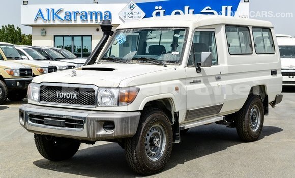 Buy Import Toyota Land Cruiser White Car in Import - Dubai in Belait Buy Import Toyota Land Cruiser White Car in Import - Dubai in Belait