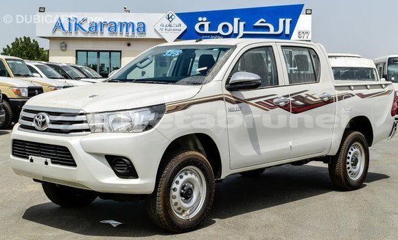 Buy Import Toyota Hilux White Car in Import - Dubai in Belait Buy Import Toyota Hilux White Car in Import - Dubai in Belait