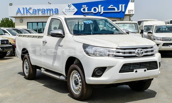 Buy Import Toyota Hilux White Car in Import - Dubai in Belait Buy Import Toyota Hilux White Car in Import - Dubai in Belait