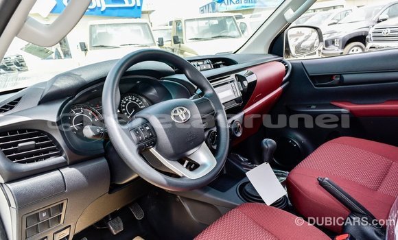 Buy Import Toyota Hilux White Car in Import - Dubai in Belait Buy Import Toyota Hilux White Car in Import - Dubai in Belait