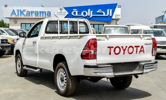 Buy Import Toyota Hilux White Car in Import - Dubai in Belait Buy Import Toyota Hilux White Car in Import - Dubai in Belait