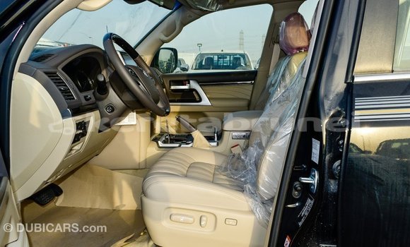 Buy Import Toyota Land Cruiser Black Car in Import - Dubai in Belait Buy Import Toyota Land Cruiser Black Car in Import - Dubai in Belait