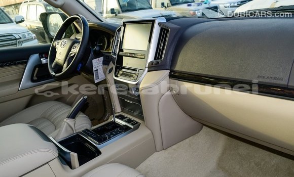 Buy Import Toyota Land Cruiser Black Car in Import - Dubai in Belait Buy Import Toyota Land Cruiser Black Car in Import - Dubai in Belait