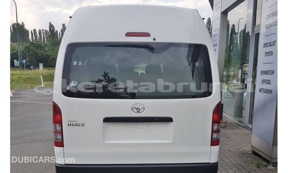 Buy Import Toyota Hiace White Car in Import - Dubai in Belait Buy Import Toyota Hiace White Car in Import - Dubai in Belait