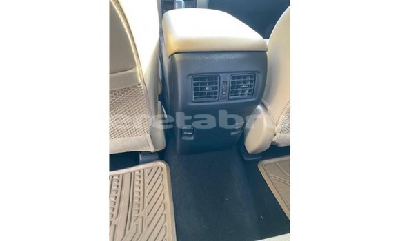Buy Import Toyota HiAce White Truck in Import - Dubai in Belait Buy Import Toyota HiAce White Truck in Import - Dubai in Belait