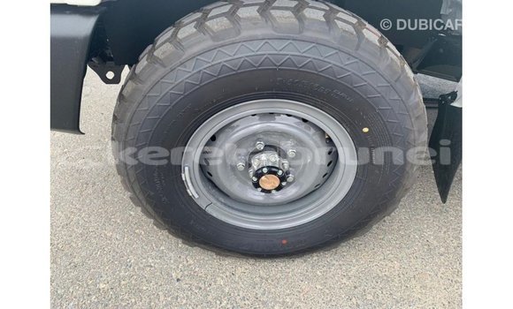 Buy Import Toyota Land Cruiser White Car in Import - Dubai in Belait Buy Import Toyota Land Cruiser White Car in Import - Dubai in Belait