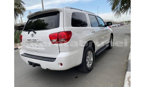 Buy Import Toyota Sequoia White Car in Import - Dubai in Belait Buy Import Toyota Sequoia White Car in Import - Dubai in Belait