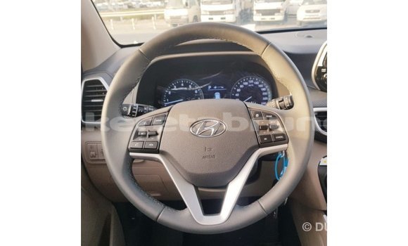 Buy Import Hyundai Tucson Red Car in Import - Dubai in Belait Buy Import Hyundai Tucson Red Car in Import - Dubai in Belait