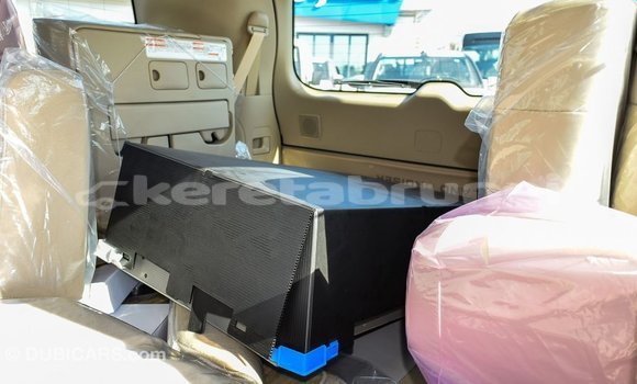 Buy Import Toyota Land Cruiser White Car in Import - Dubai in Belait Buy Import Toyota Land Cruiser White Car in Import - Dubai in Belait