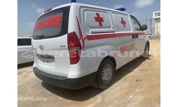 Buy Import Hyundai Accent White Car in Import - Dubai in Belait Buy Import Hyundai Accent White Car in Import - Dubai in Belait